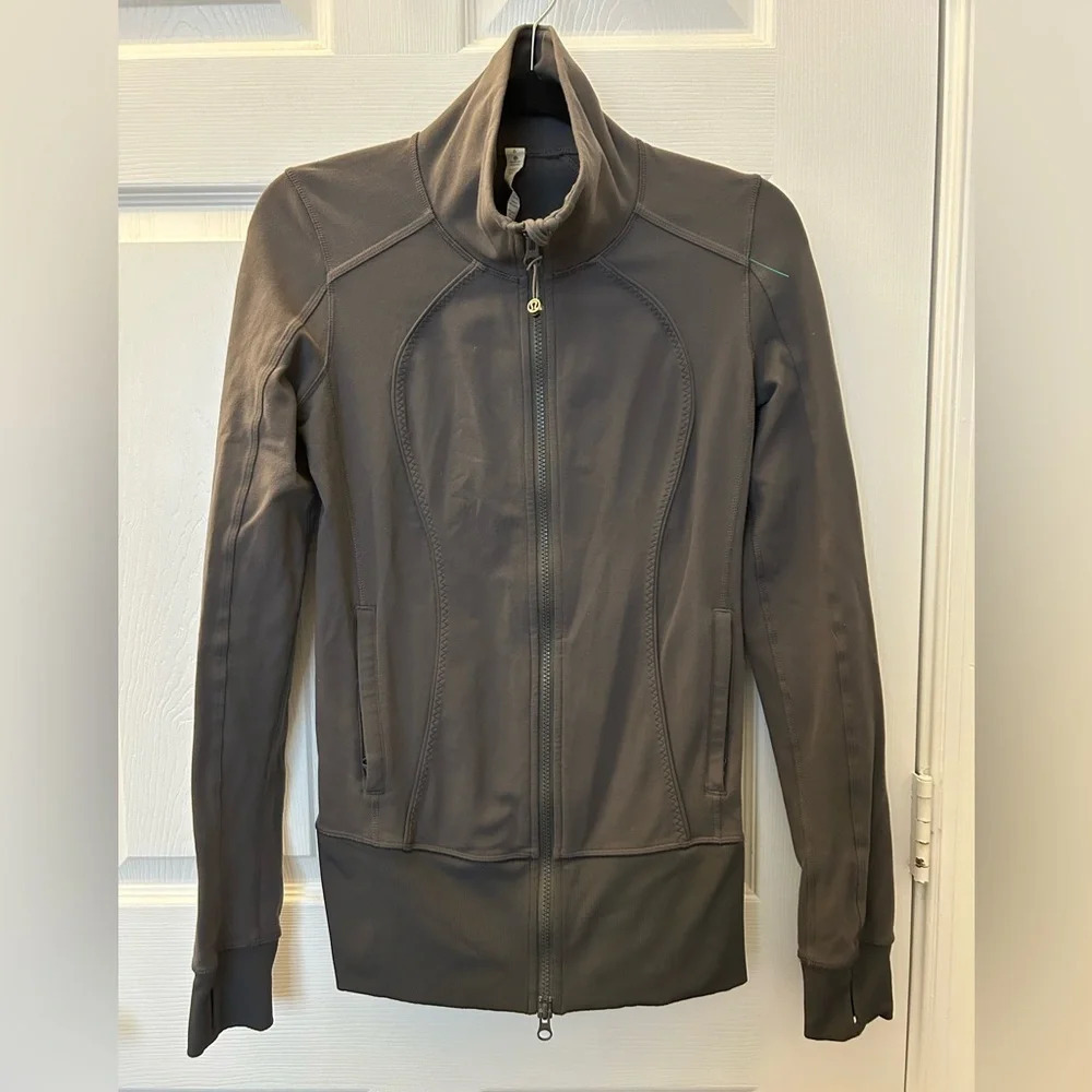 Lululemon define jacket sz 6